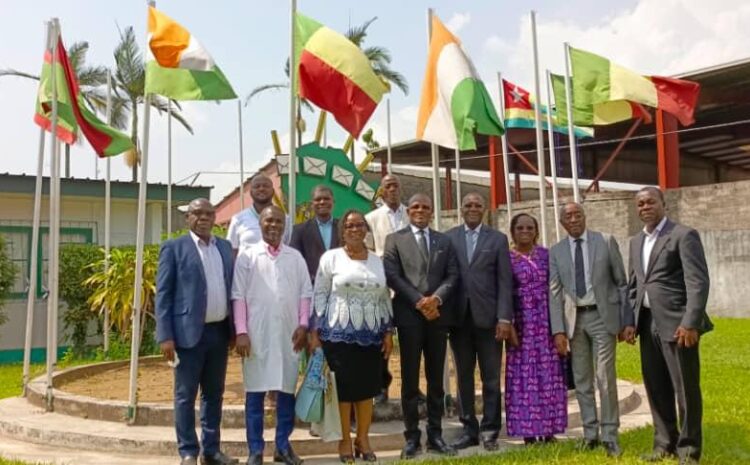  Visite de Dr Philippe N’DRI à l’École Multinationale Supérieure des Postes (EMSP)
