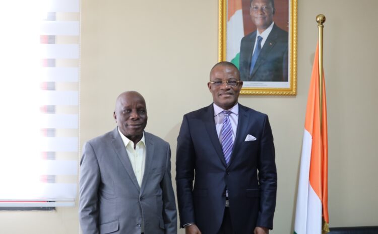  Séance de travail du Secrétaire General du FDFP, Dr Philippe N’DRI  avec le Ministre Gouverneur du District des Montagnes, Dr Albert FLINDE