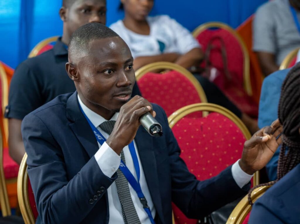 img_2024-11-27 at 20.04.23