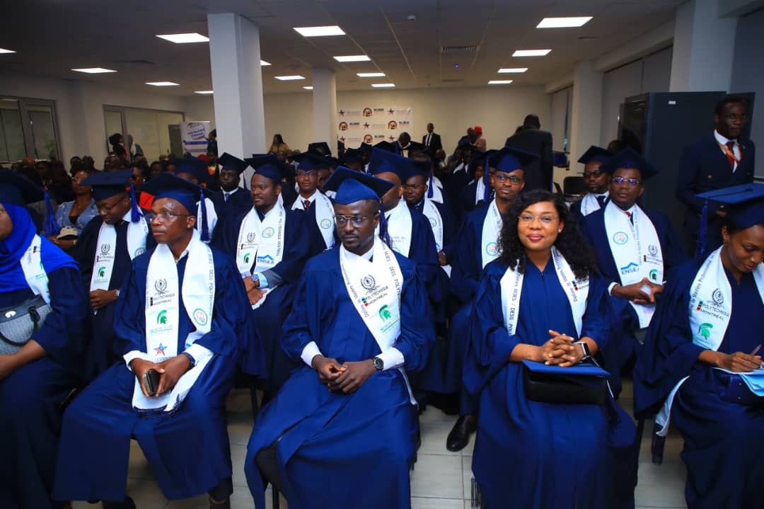 Remise de diplômes à 47 auditeurs du programme 3ES
