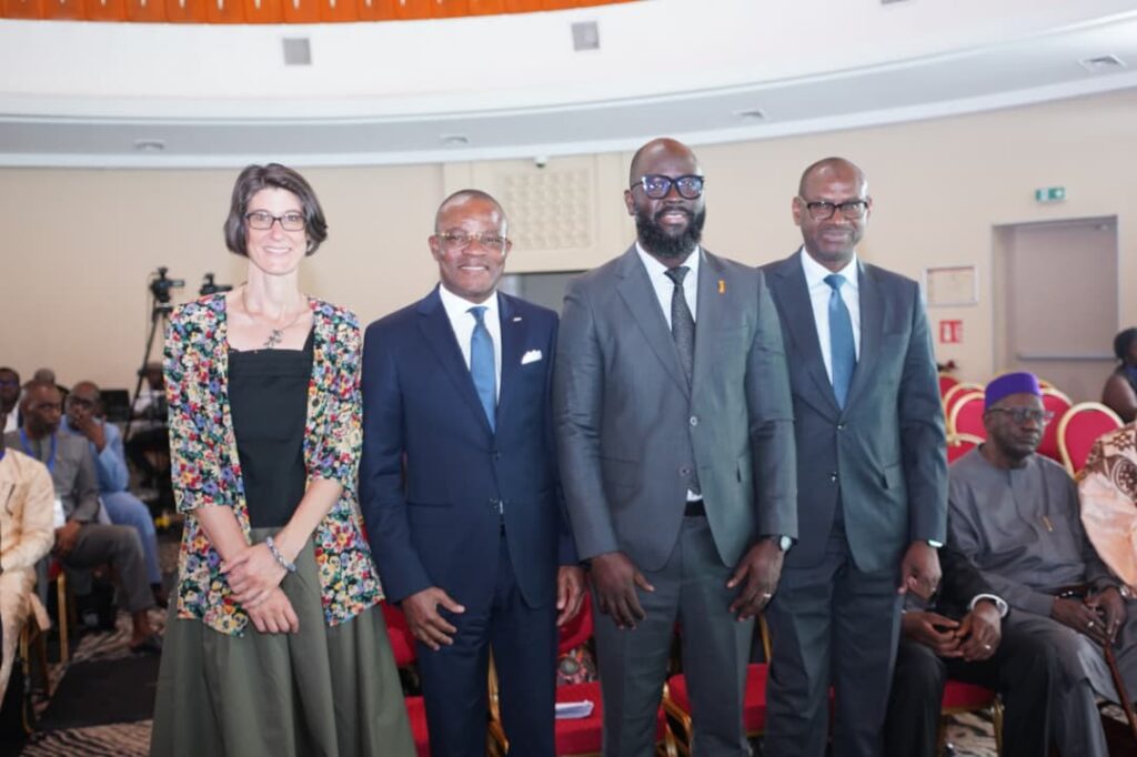 img_2025-12-10 at 20.12.14