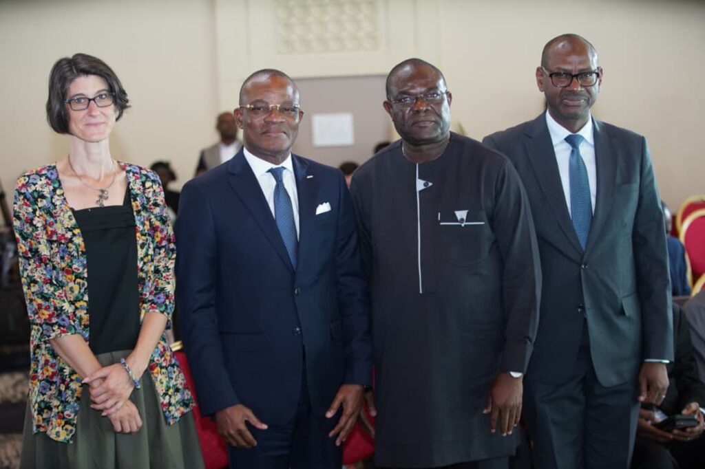 img_2025-12-10 at 20.12.15