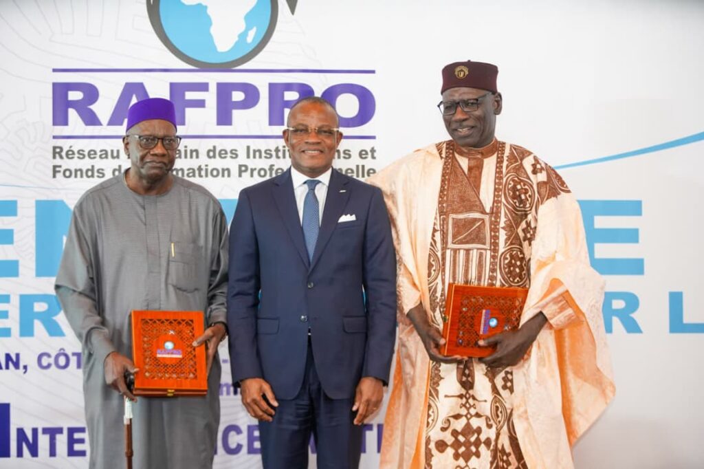 img_2025-12-10 at 20.12.16 (1)